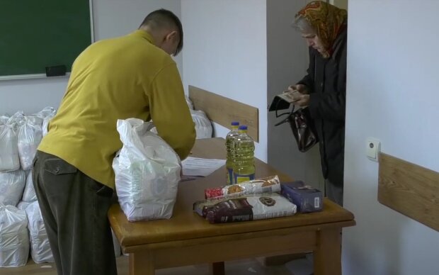 Які продукти підготувати, якщо боїтеся масового голоду: вони не пропадають роками