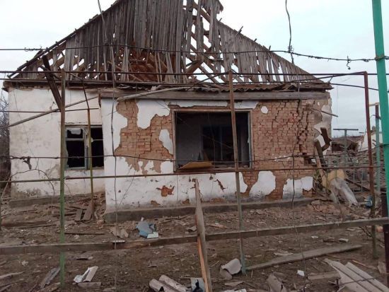 Росіяни вгатили на Херсонщині по житлових кварталах: є пошкодження і поранені