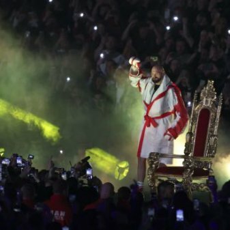 "Даю вам сім днів": Ф'юрі поставив ультиматум щодо об'єднавчого бою з Усиком (відео)