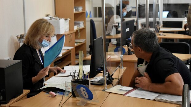 На 500 гривень більше за світло? Платіжки можуть ввести у ступор